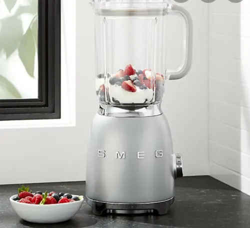 Блендер стационарный SMEG BLF01SVEU