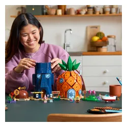 LEGO 11386 Icons SpongeBob Kanciastoporty: Bikini Dolne